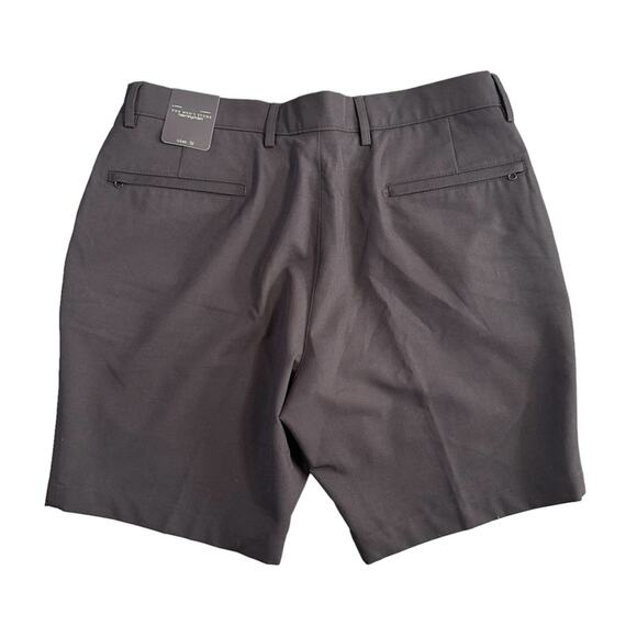 The Men's Store Bloomingdale's Men's Black Flat Front Shorts Size 32 - Picture 2 of 6